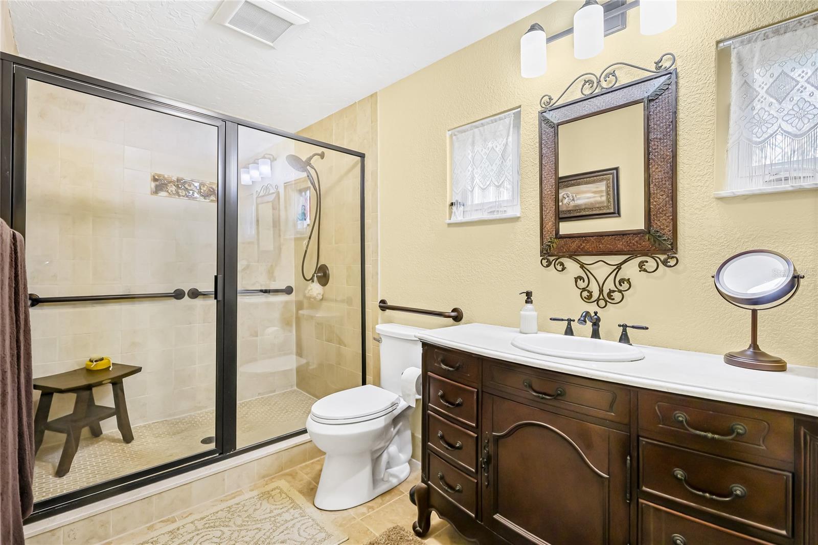 Image 19 of 35 For 4030 Worcester Road