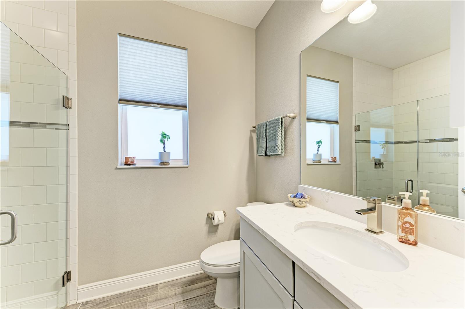 Image 18 of 28 For 5961 Amberly Drive