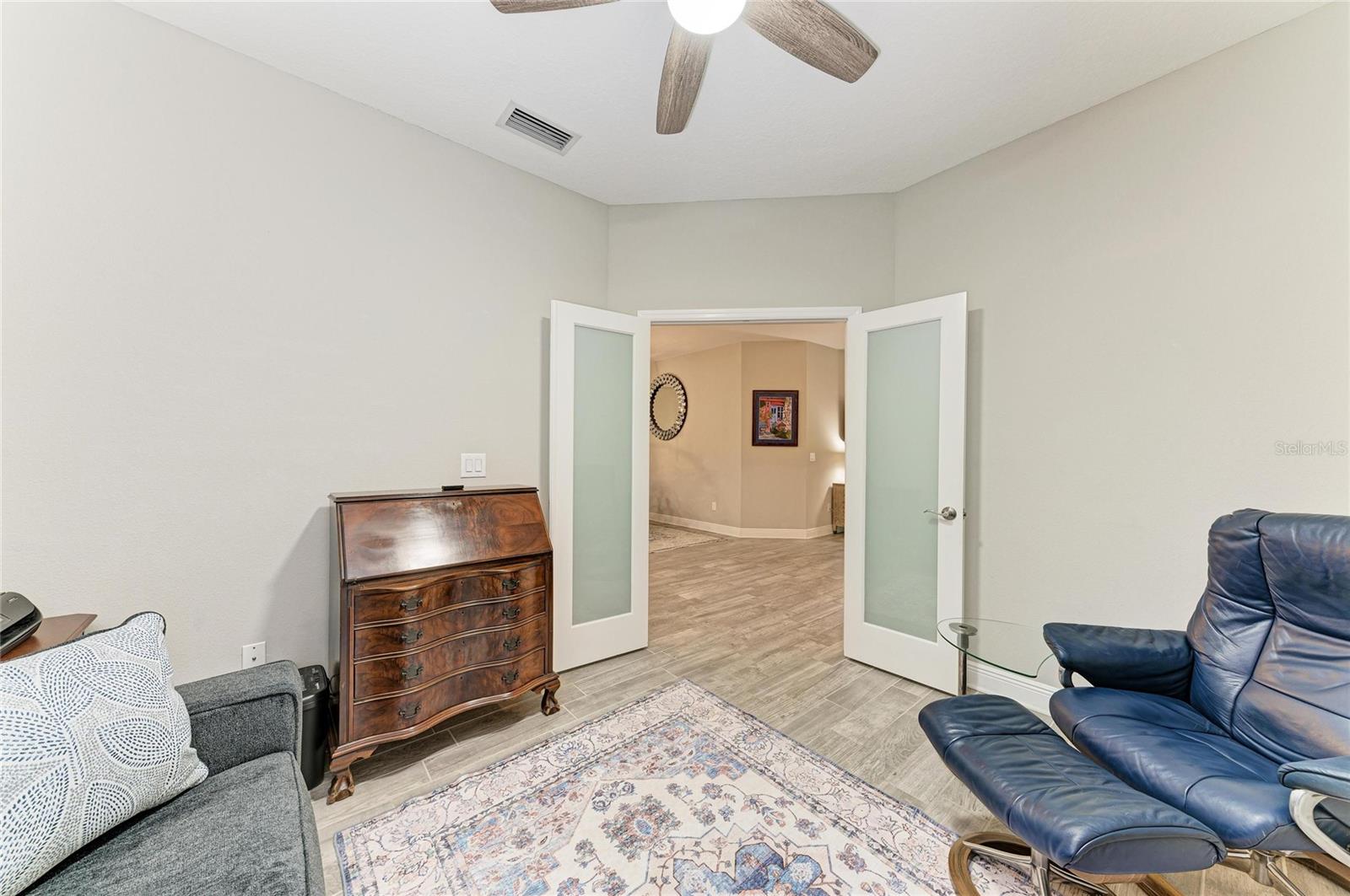 Image 21 of 28 For 5961 Amberly Drive