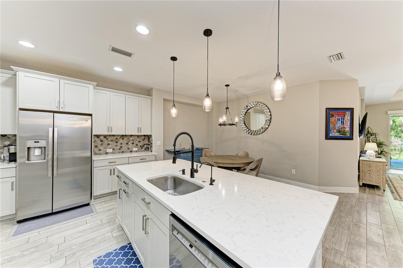 Image 5 of 28 For 5961 Amberly Drive