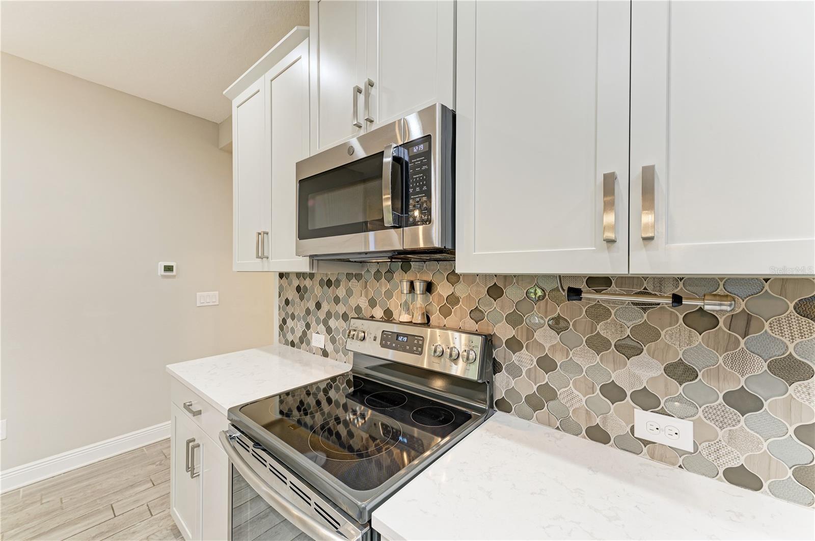 Image 6 of 28 For 5961 Amberly Drive