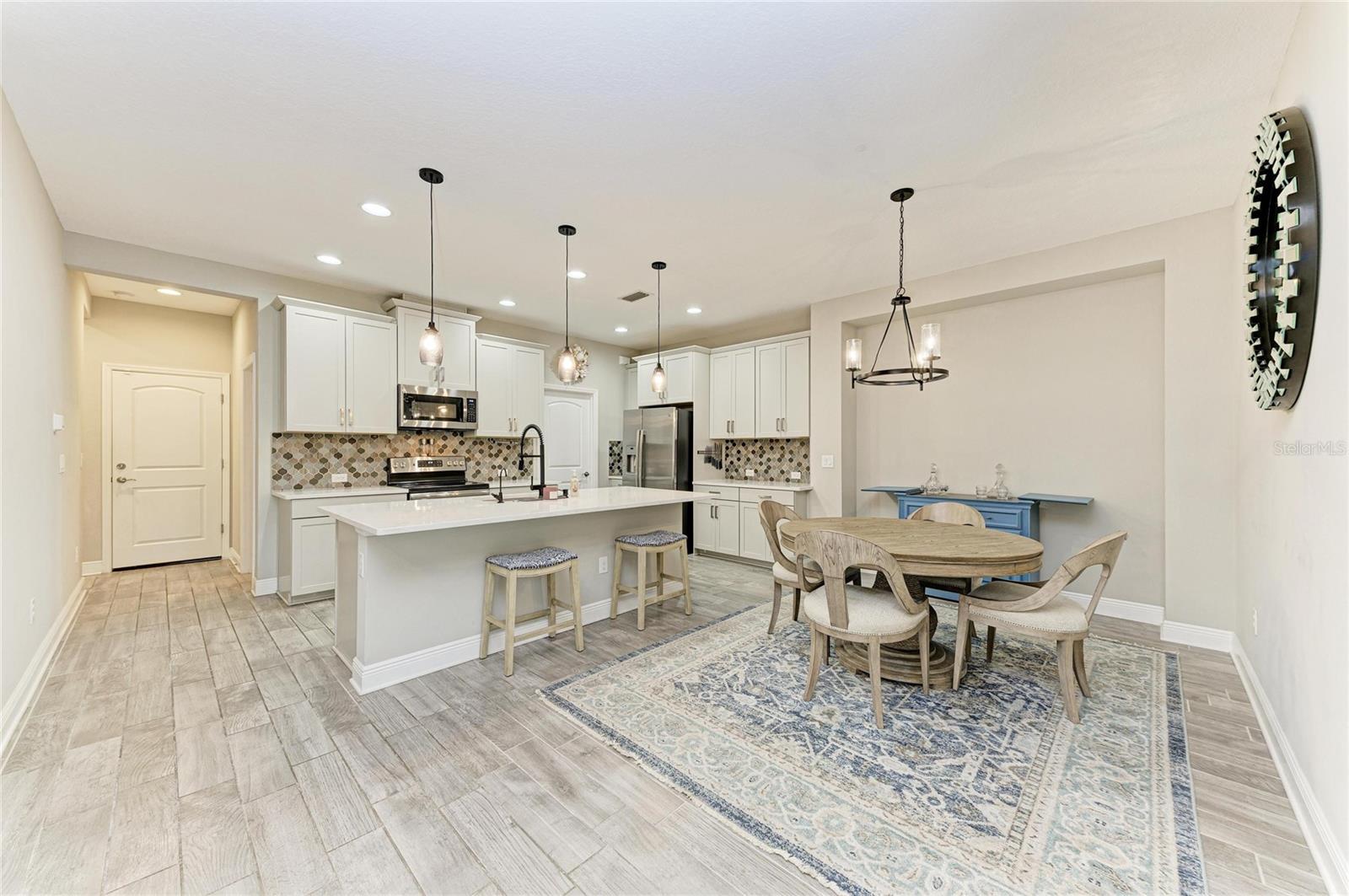 Image 8 of 28 For 5961 Amberly Drive