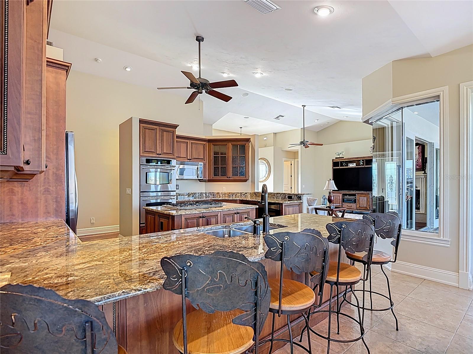 Image 12 of 96 For 24248 Treasure Island Boulevard