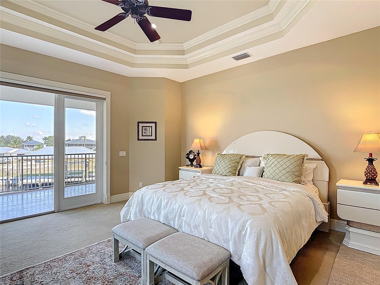 Image 18 of 96 For 24248 Treasure Island Boulevard