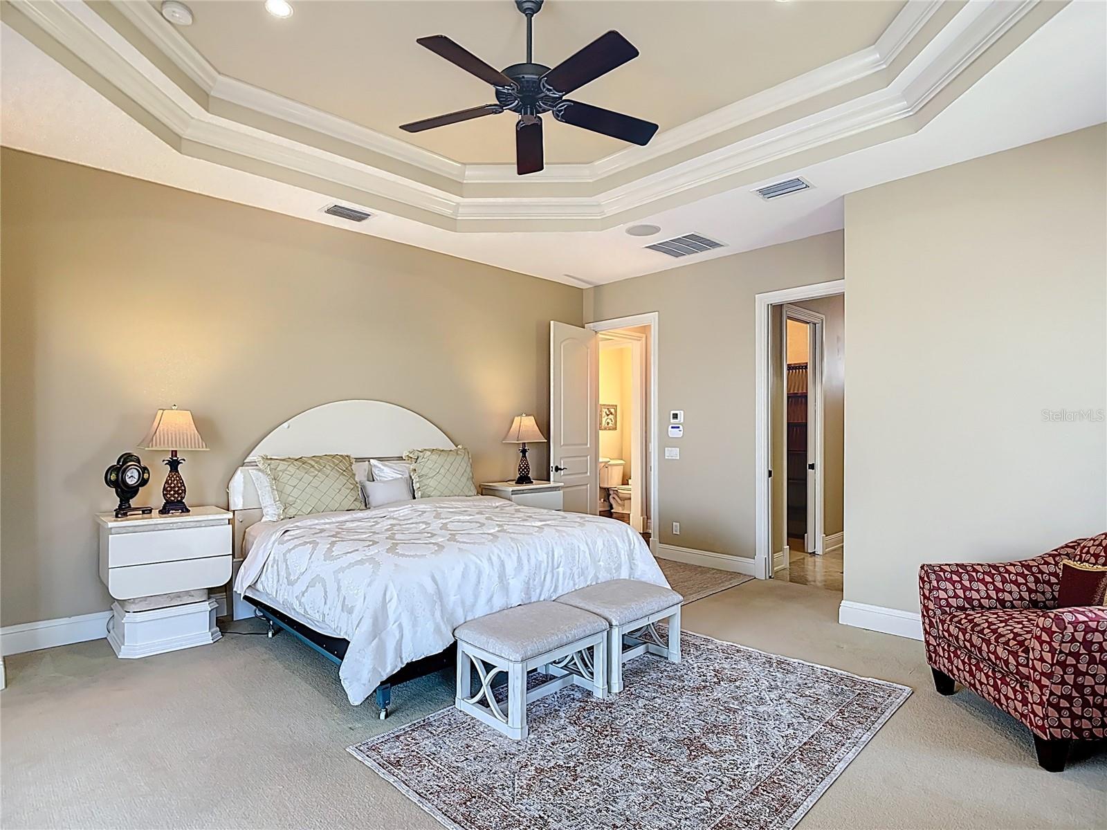 Image 19 of 96 For 24248 Treasure Island Boulevard