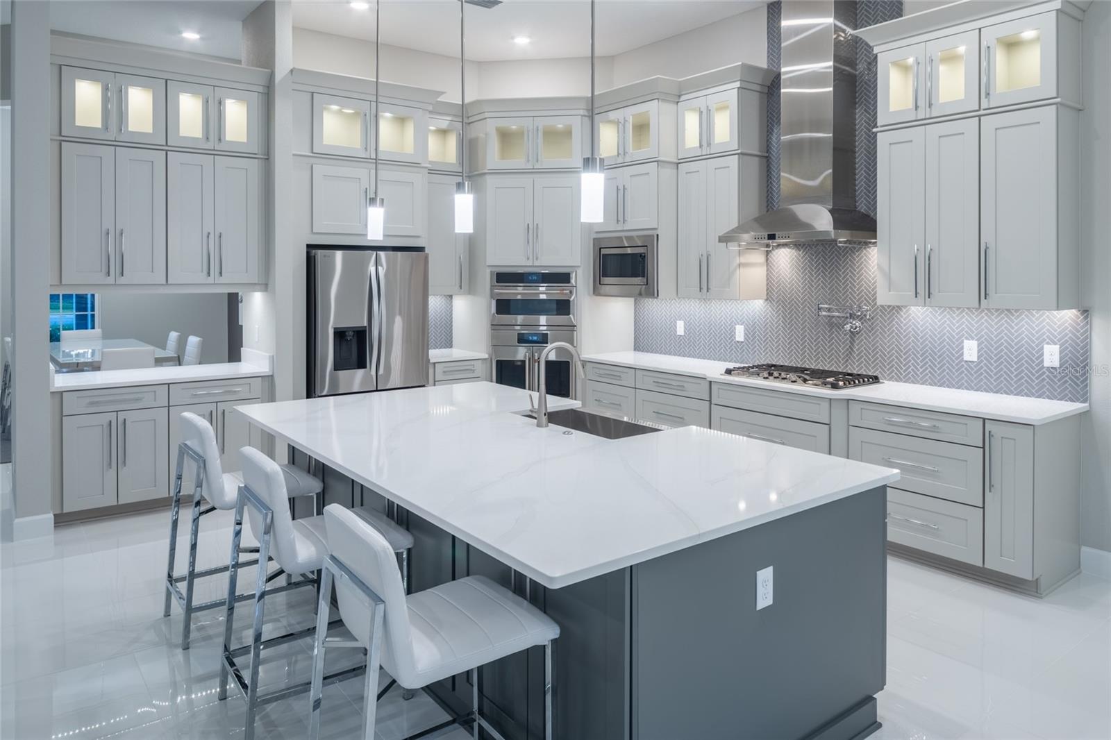 Image 20 of 86 For 9451 Tequila Sunrise Drive