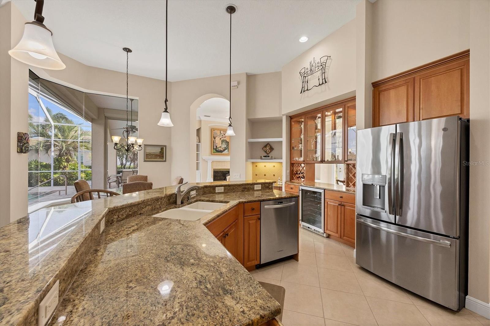 Image 11 of 75 For 7915 Warwick Gardens Lane