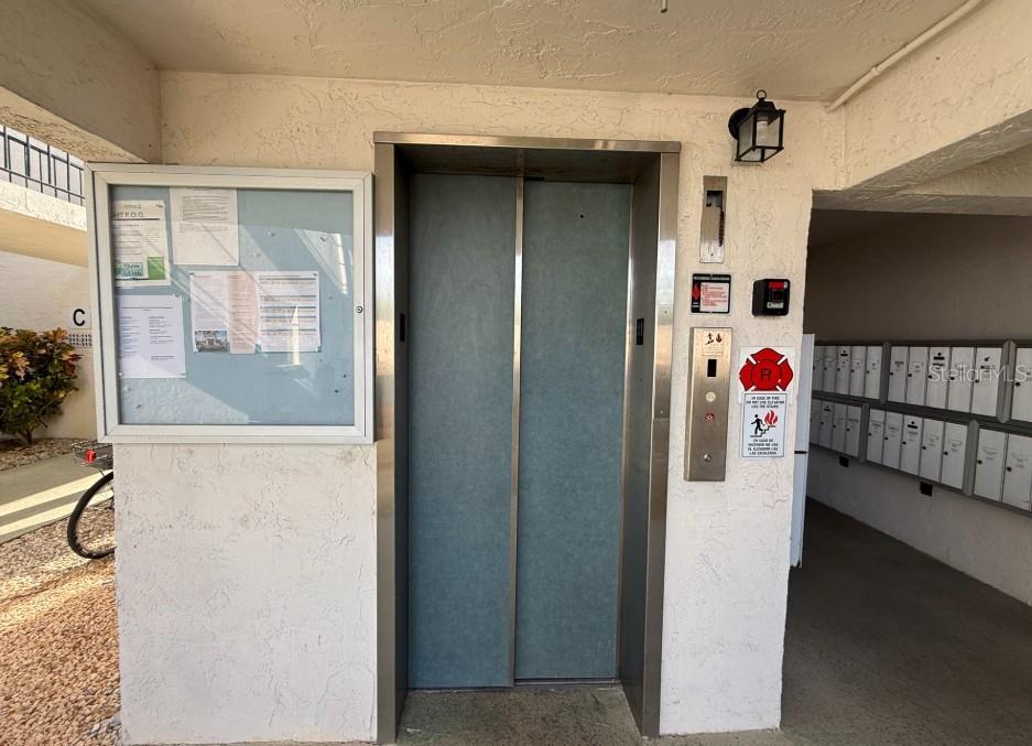 Image 2 of 31 For 708 Tamiami Trail S 318