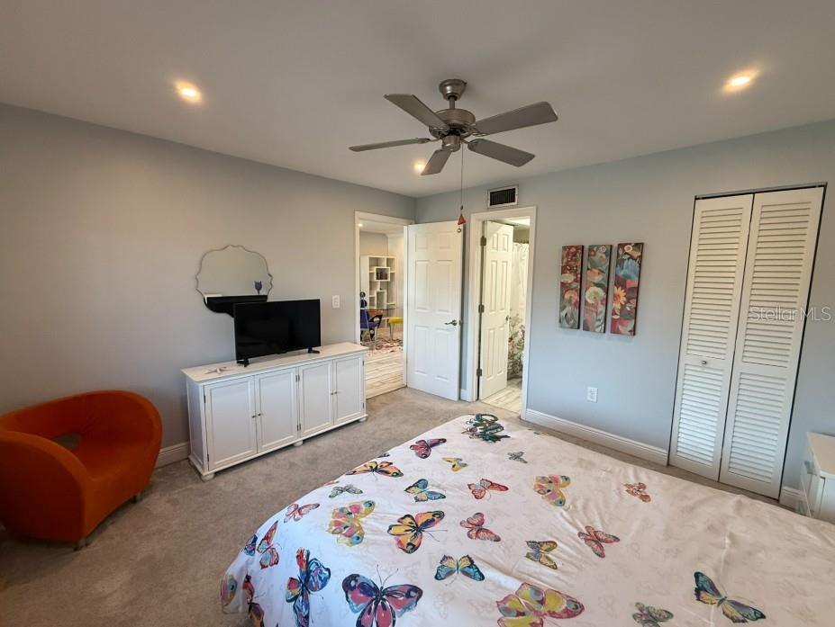 Image 20 of 31 For 708 Tamiami Trail S 318