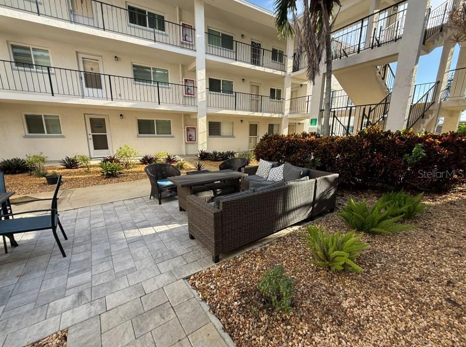 Image 26 of 31 For 708 Tamiami Trail S 318