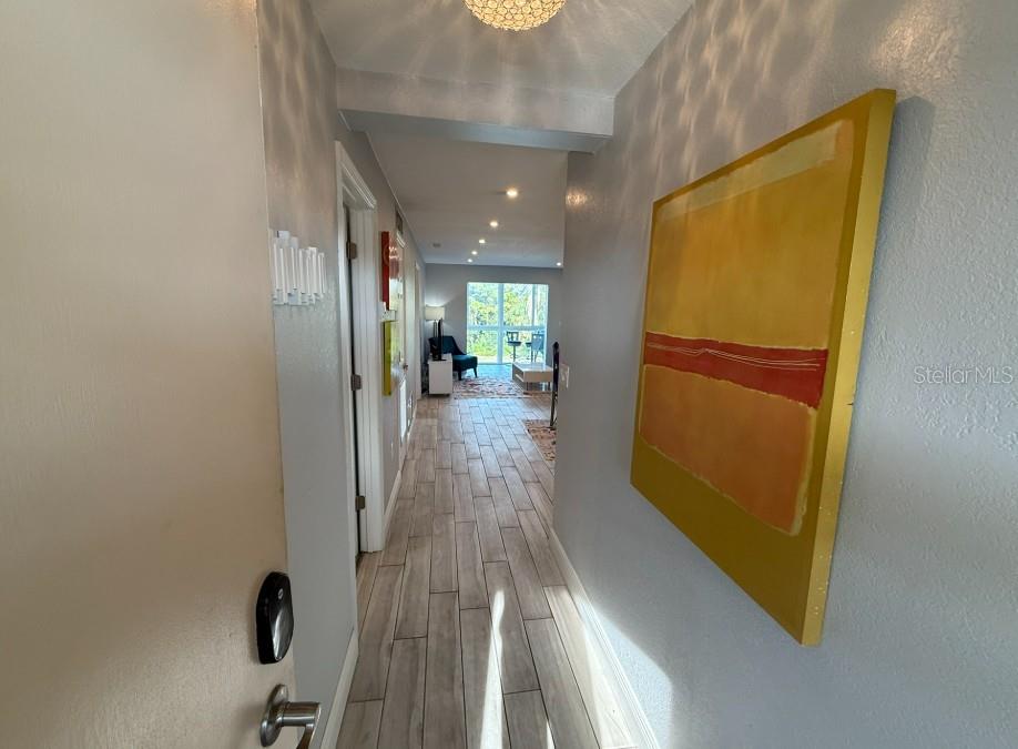 Image 5 of 31 For 708 Tamiami Trail S 318