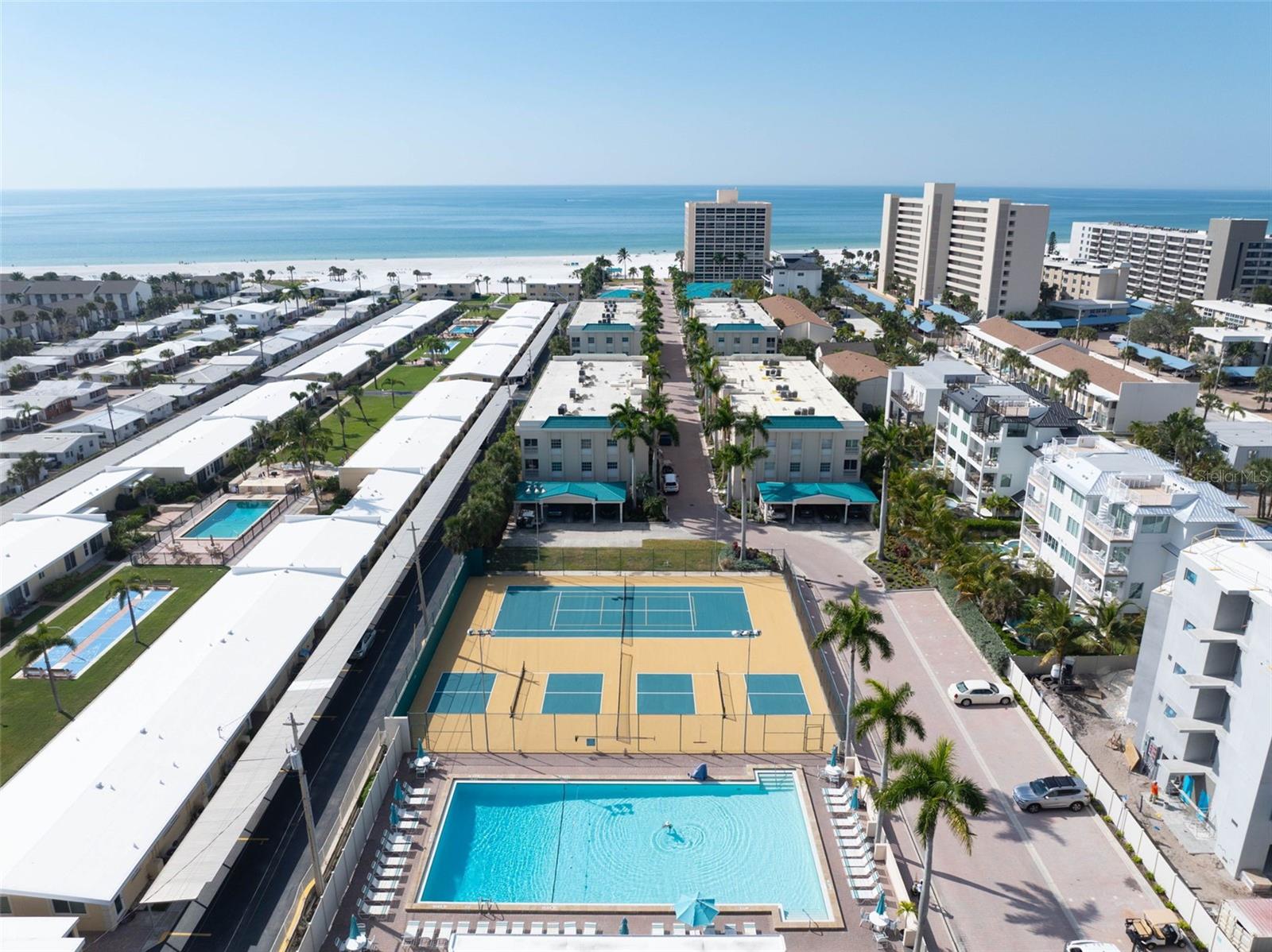 Image 34 of 39 For 5966 Midnight Pass Road G113