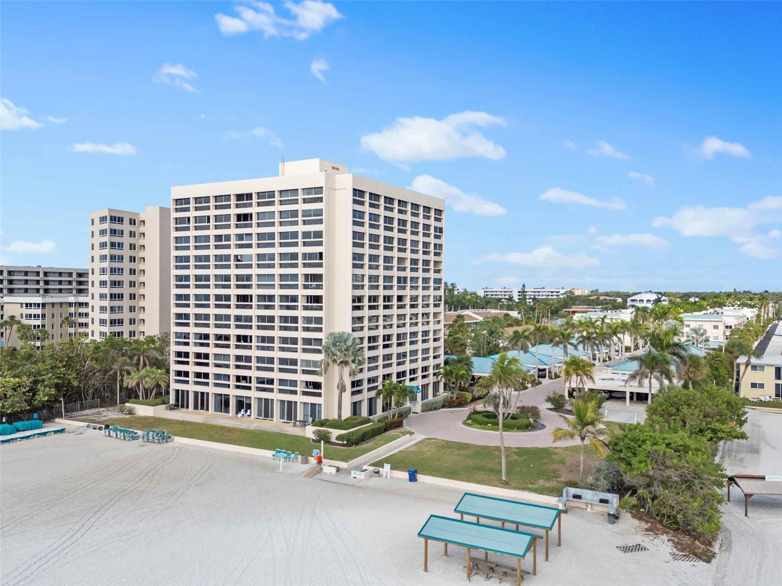 Image 35 of 39 For 5966 Midnight Pass Road G113