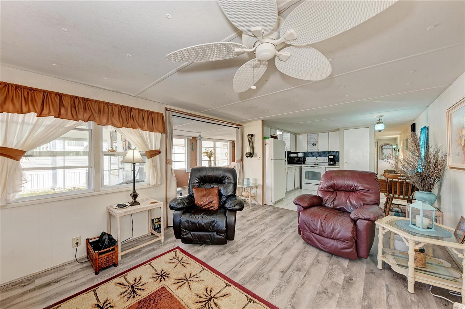 Image 12 of 47 For 10315 Cortez Road W 17j