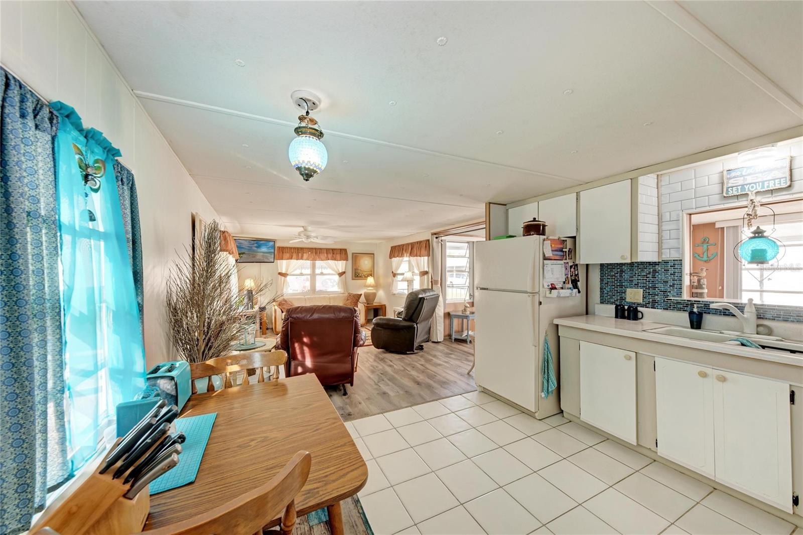 Image 17 of 47 For 10315 Cortez Road W 17j