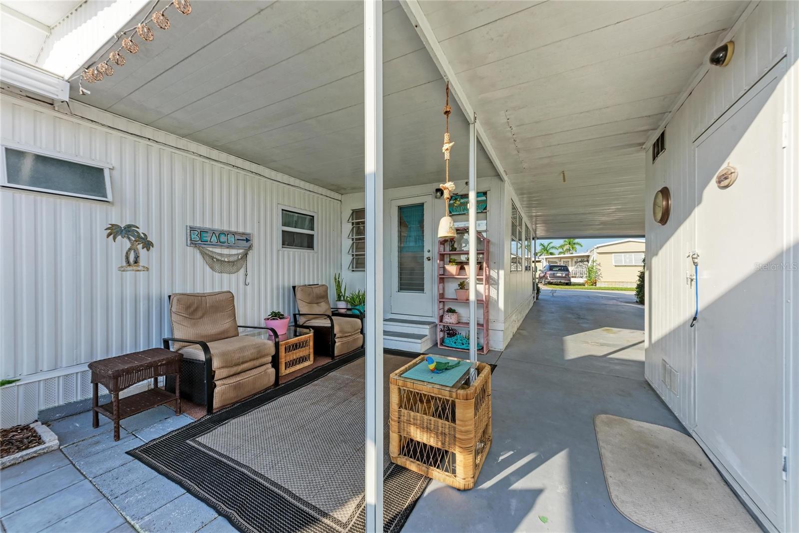 Image 30 of 47 For 10315 Cortez Road W 17j