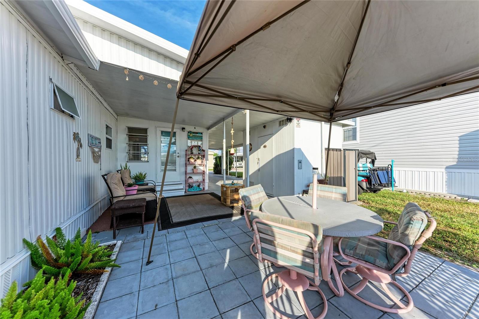 Image 31 of 47 For 10315 Cortez Road W 17j