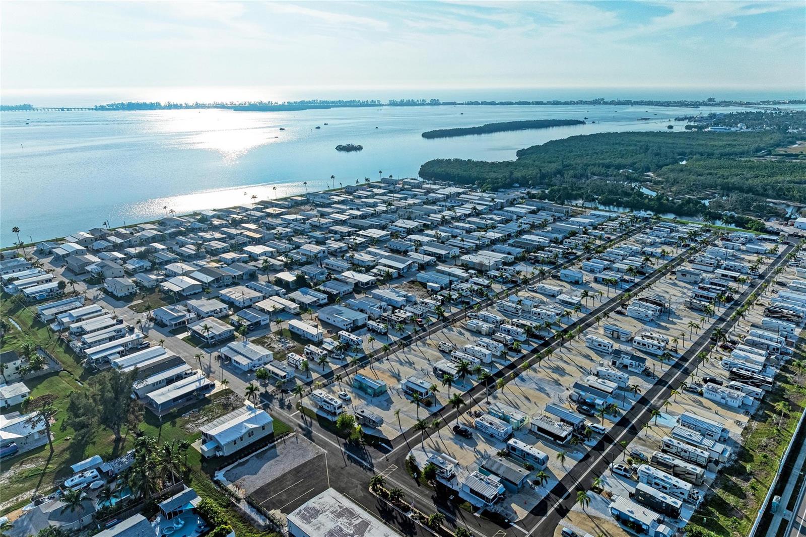 Image 33 of 47 For 10315 Cortez Road W 17j