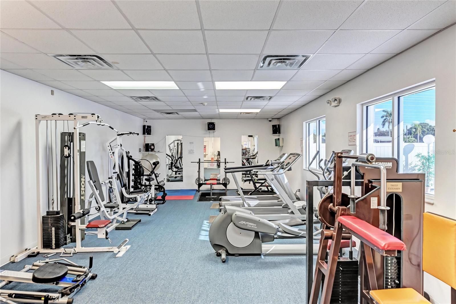 Image 40 of 47 For 10315 Cortez Road W 17j