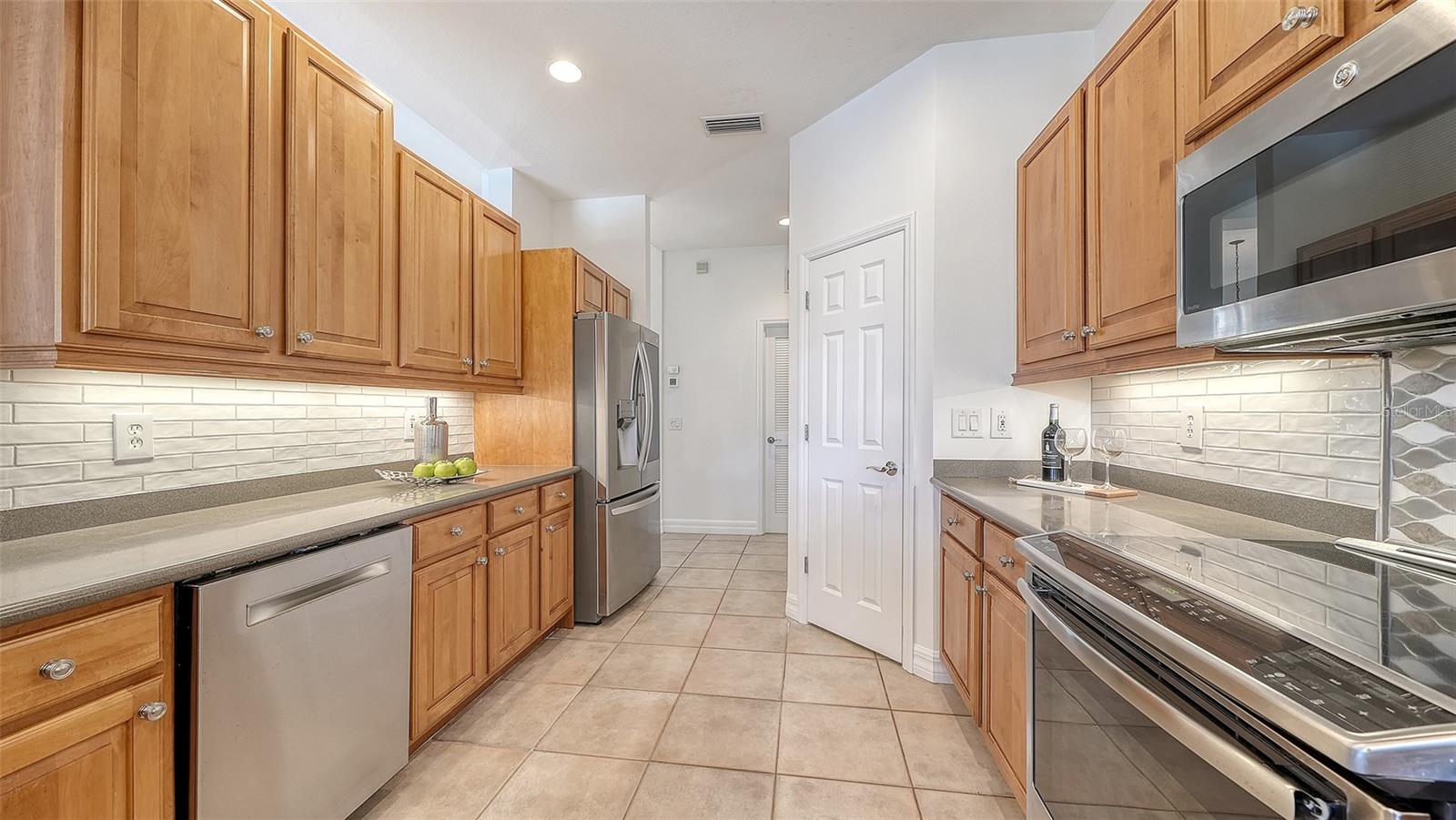 Image 17 of 58 For 529 Habitat Boulevard