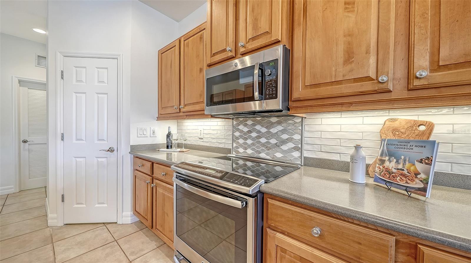 Image 18 of 58 For 529 Habitat Boulevard