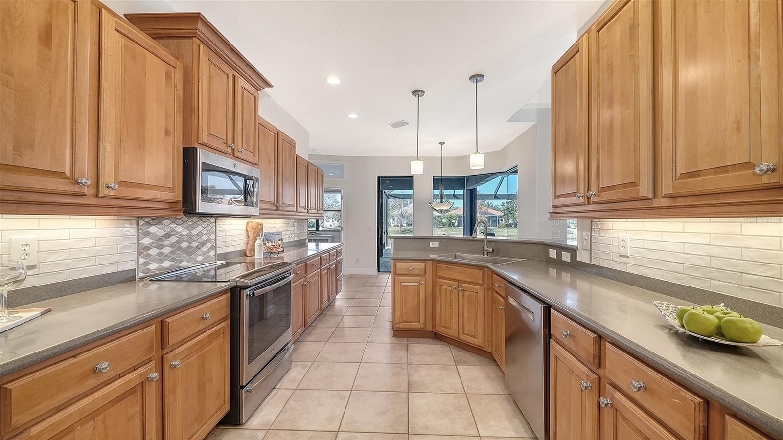 Image 19 of 58 For 529 Habitat Boulevard