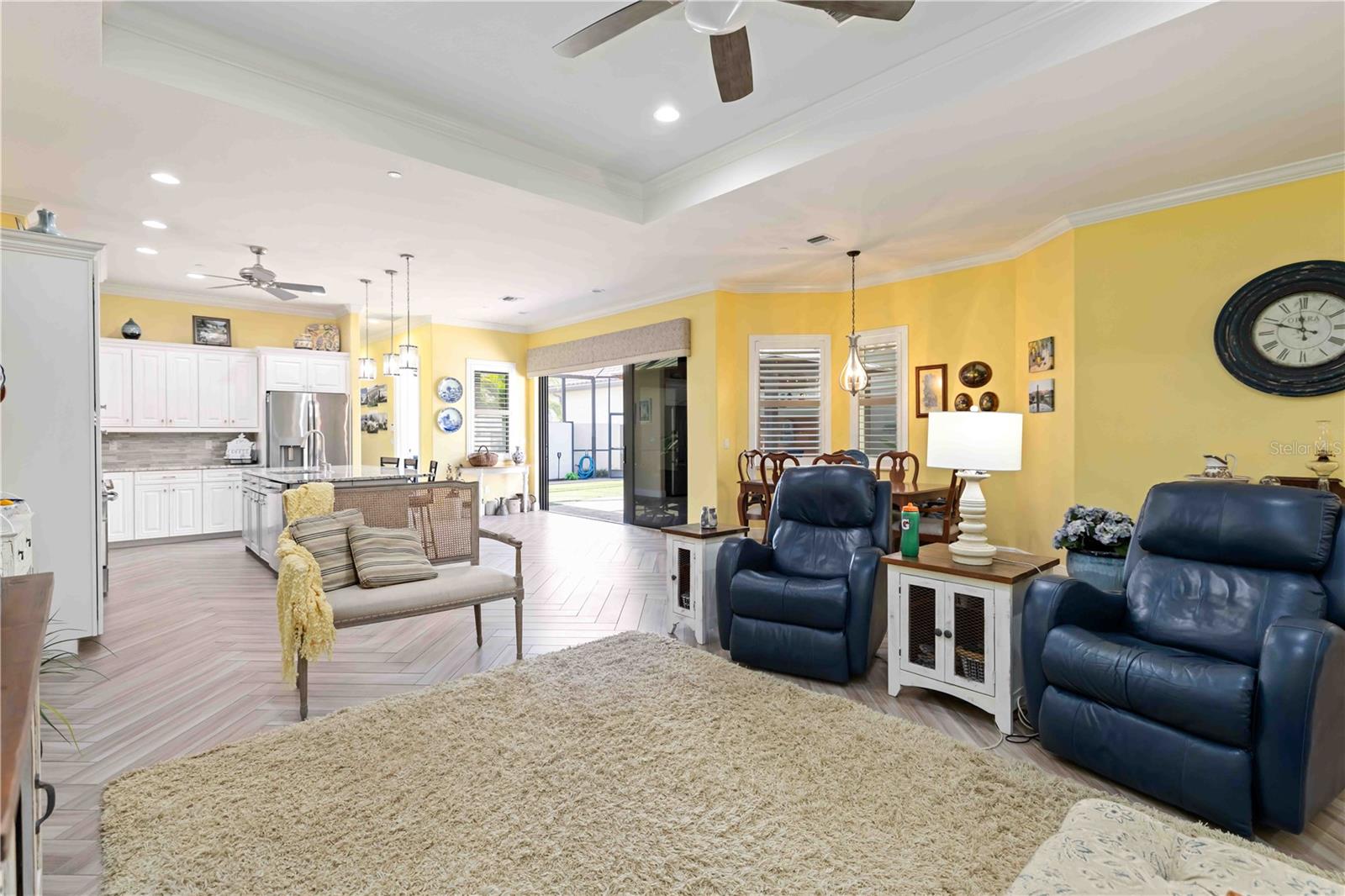 Image 12 of 76 For 146 Tampa Avenue