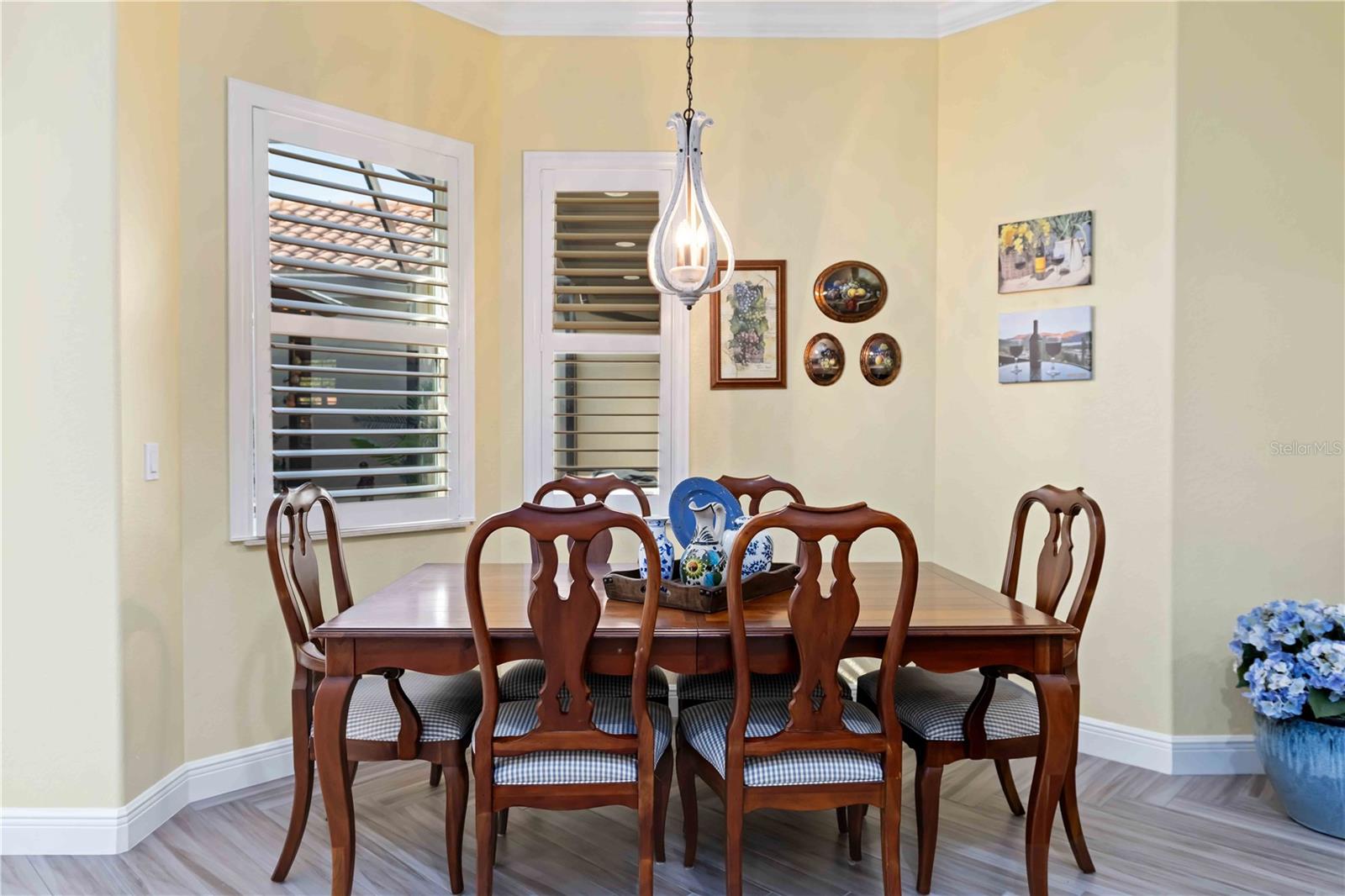 Image 23 of 76 For 146 Tampa Avenue