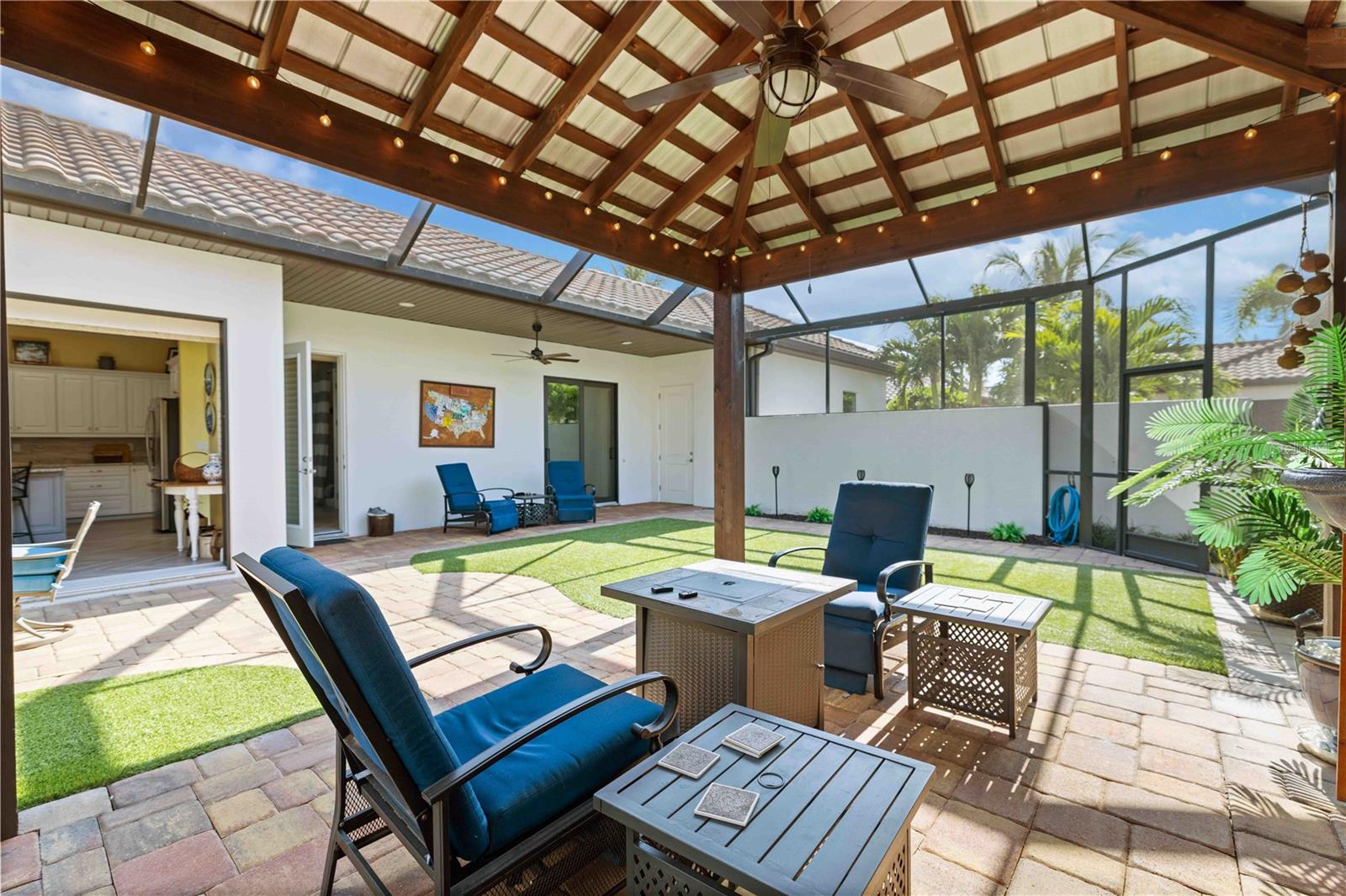 Image 41 of 76 For 146 Tampa Avenue