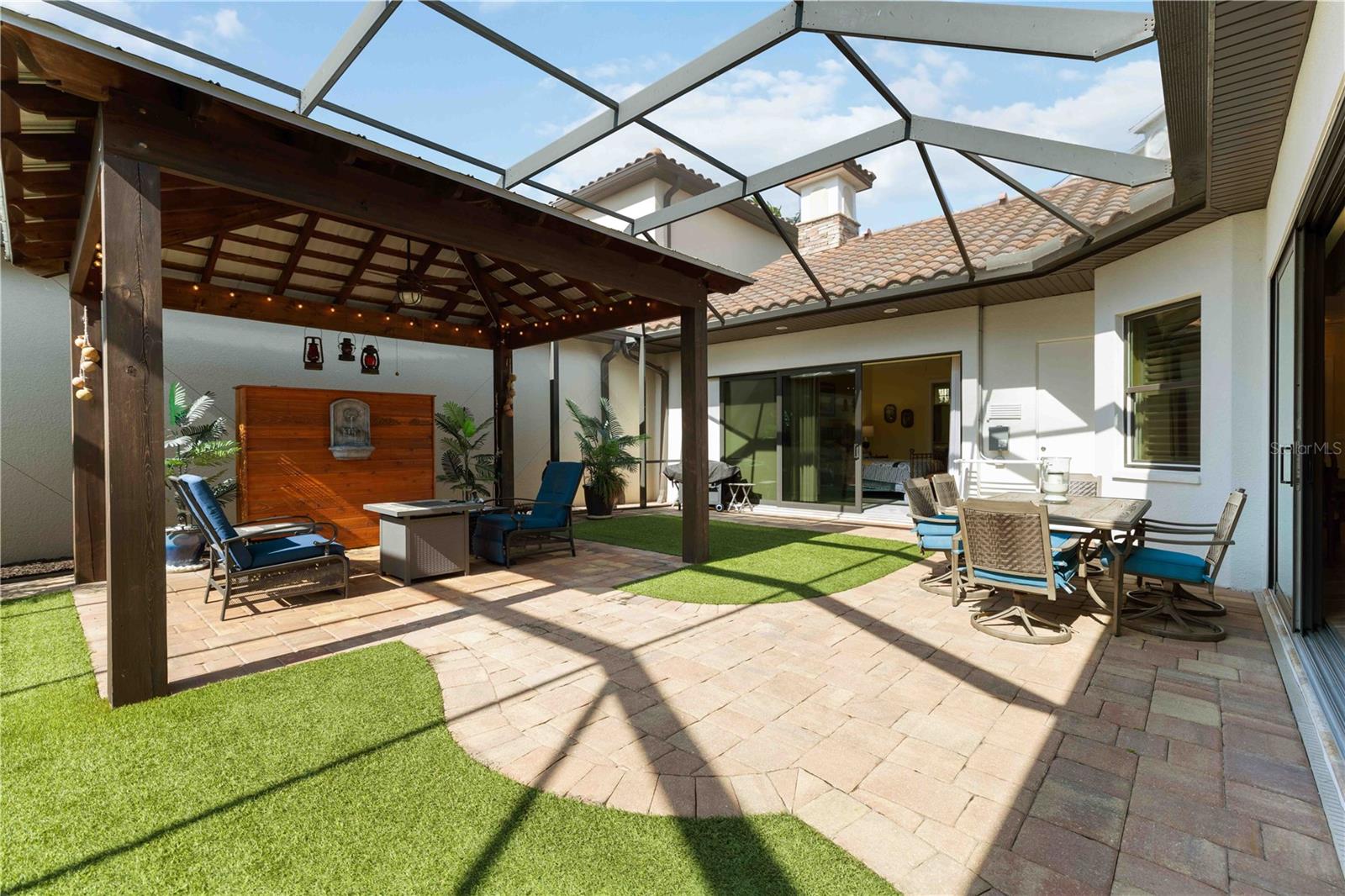 Image 43 of 76 For 146 Tampa Avenue