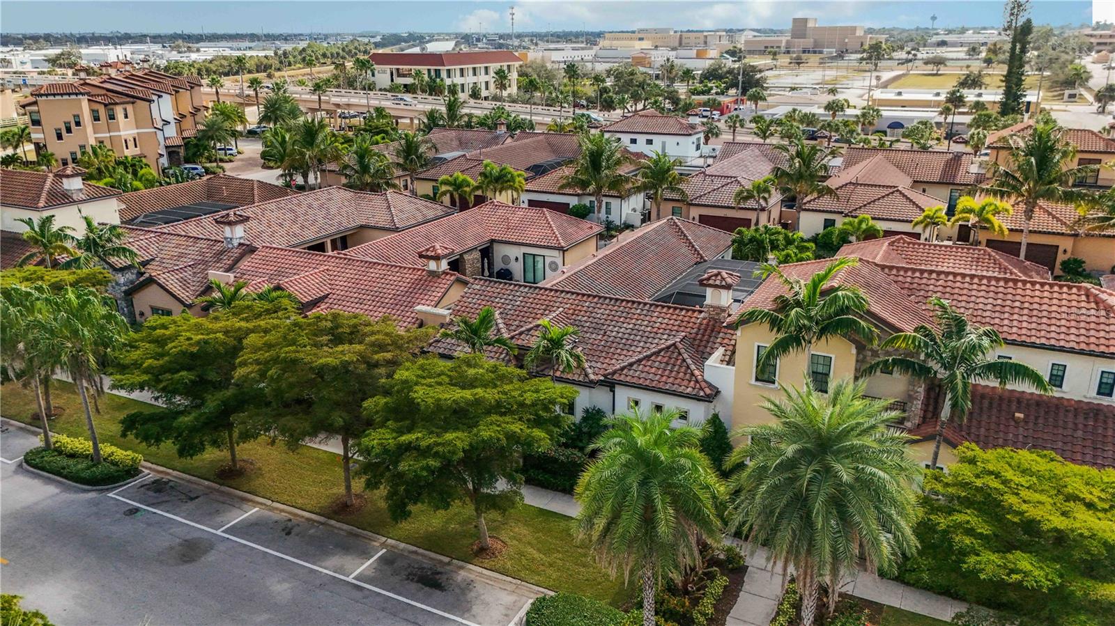 Image 53 of 76 For 146 Tampa Avenue