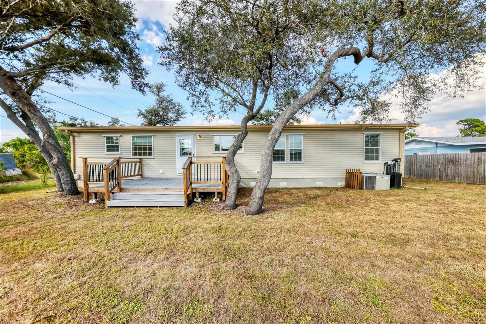 Image 33 of 53 For 755 Colgate Road