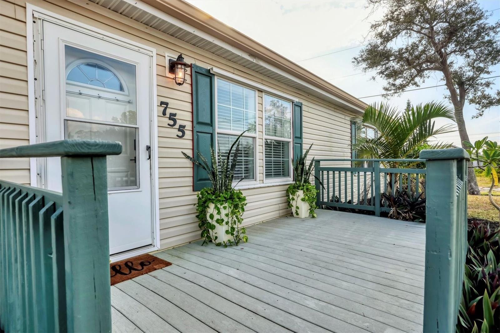 Image 4 of 53 For 755 Colgate Road