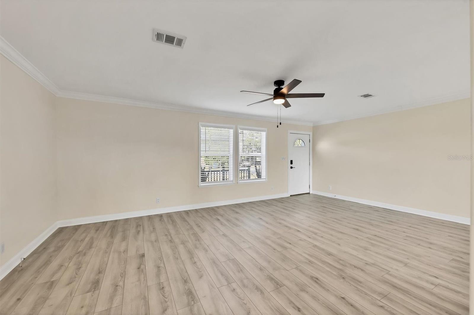 Image 6 of 53 For 755 Colgate Road