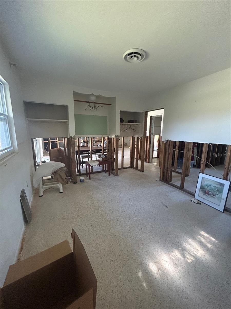 Image 16 of 24 For 107 Louella Lane