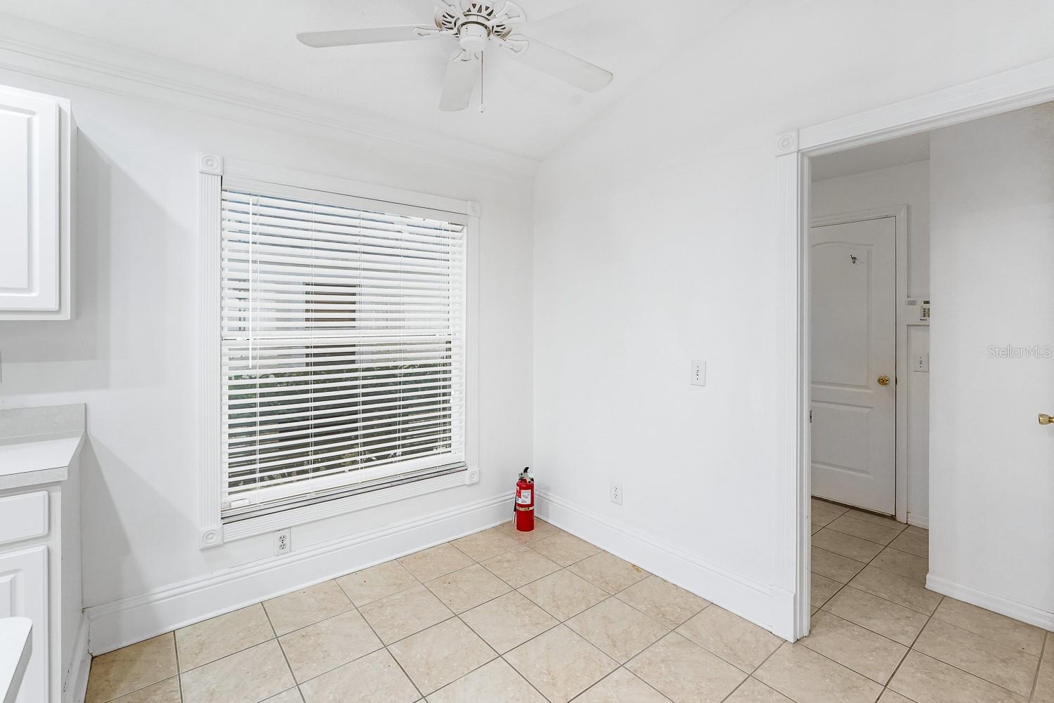 Image 16 of 43 For 295 Fareham Drive