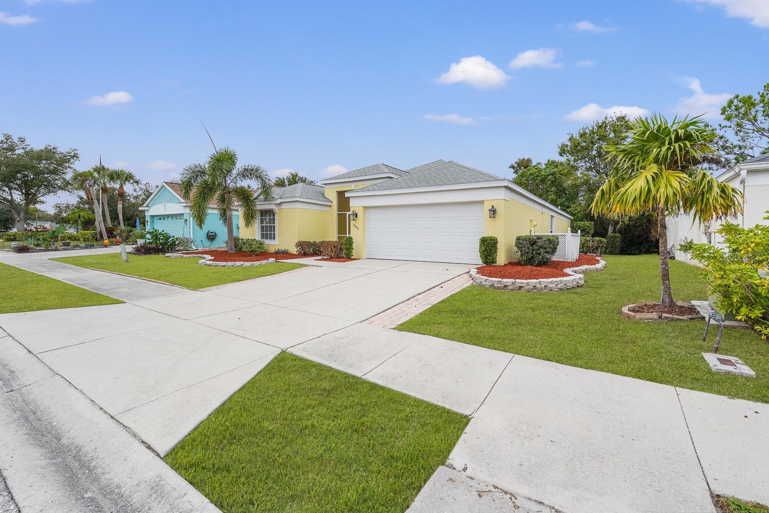 Image 42 of 43 For 295 Fareham Drive