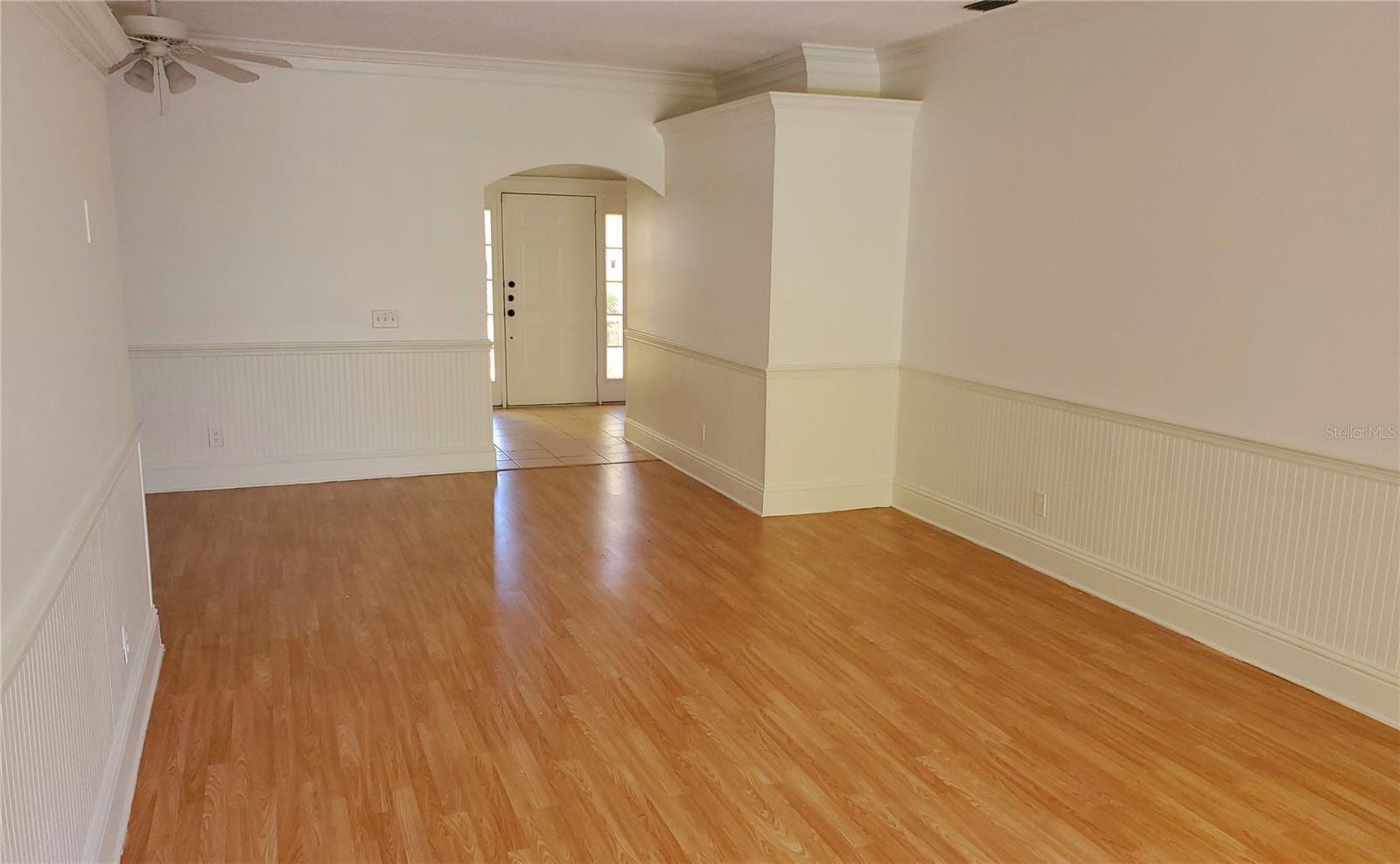 Image 5 of 11 For 295 Fareham Drive