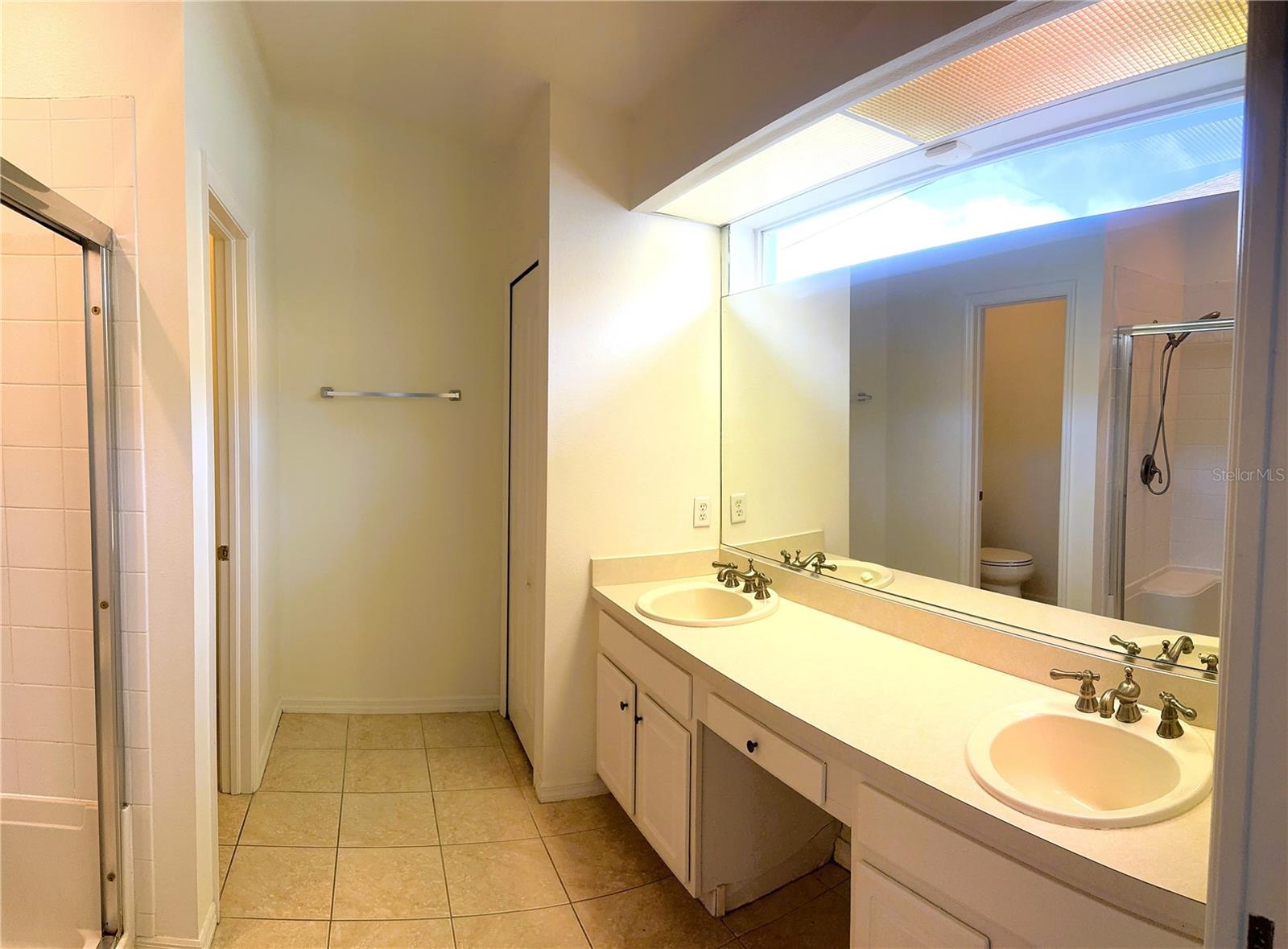 Image 9 of 11 For 295 Fareham Drive