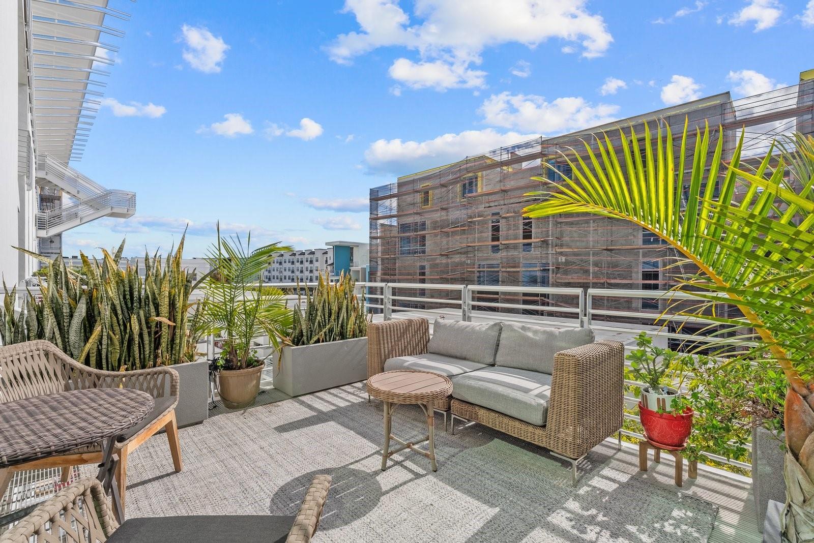 Image 17 of 53 For 1350 5th Street 306