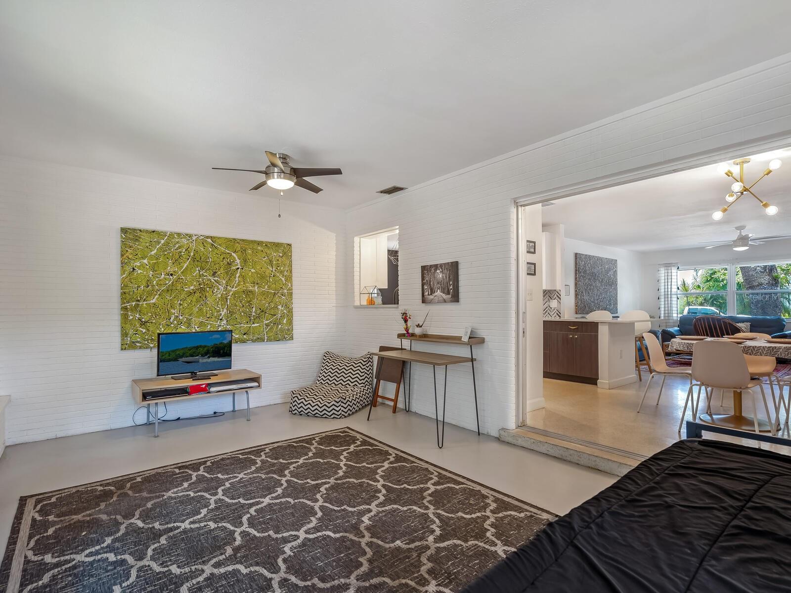 Image 14 of 39 For 2740 Bruce Lane