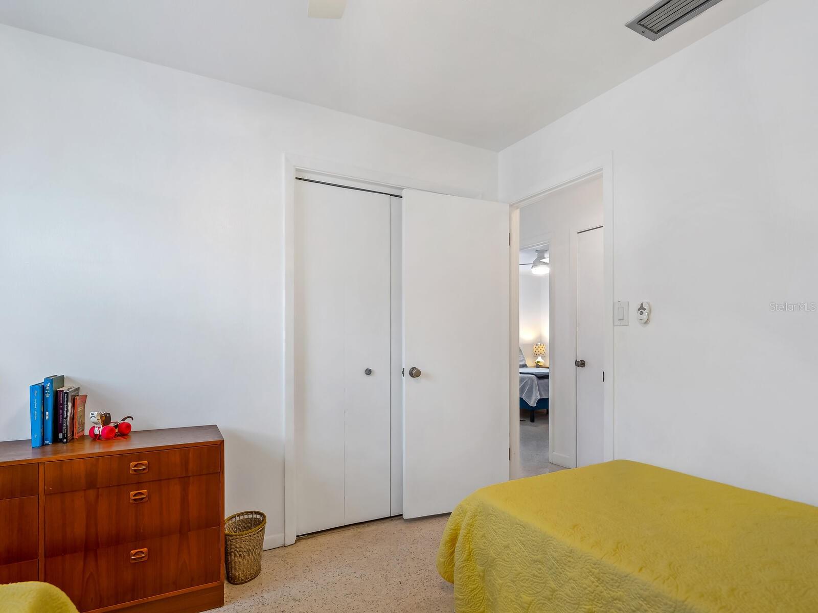 Image 25 of 39 For 2740 Bruce Lane