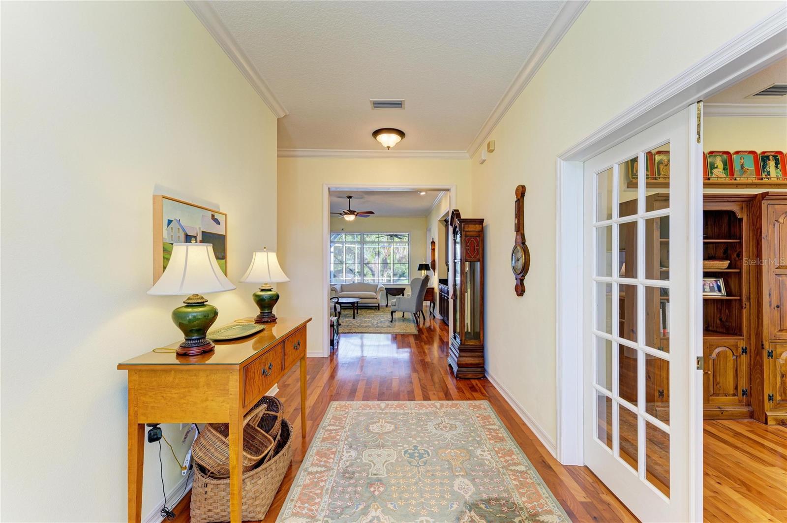 Image 21 of 83 For 13648 Heritage Way