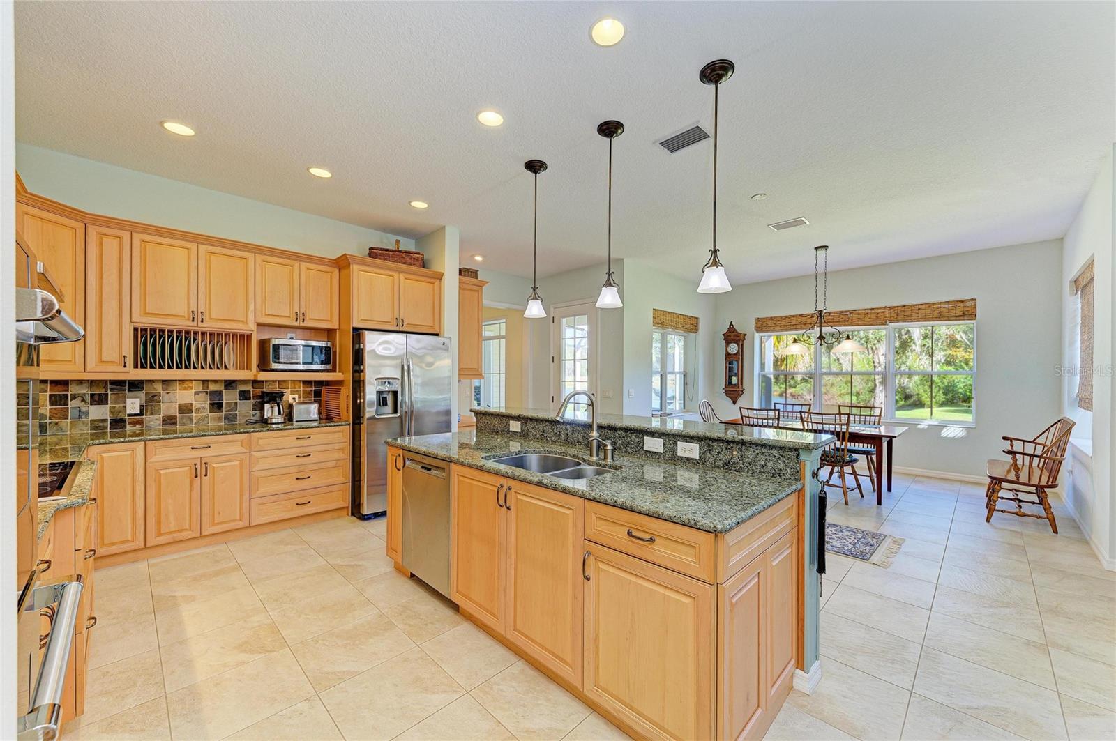 Image 29 of 83 For 13648 Heritage Way