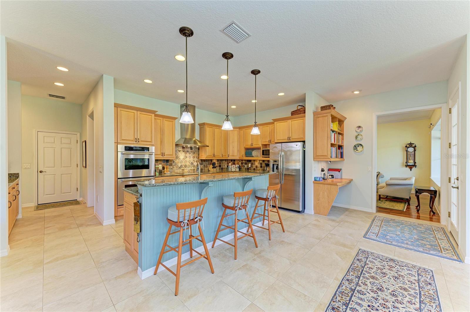 Image 3 of 83 For 13648 Heritage Way