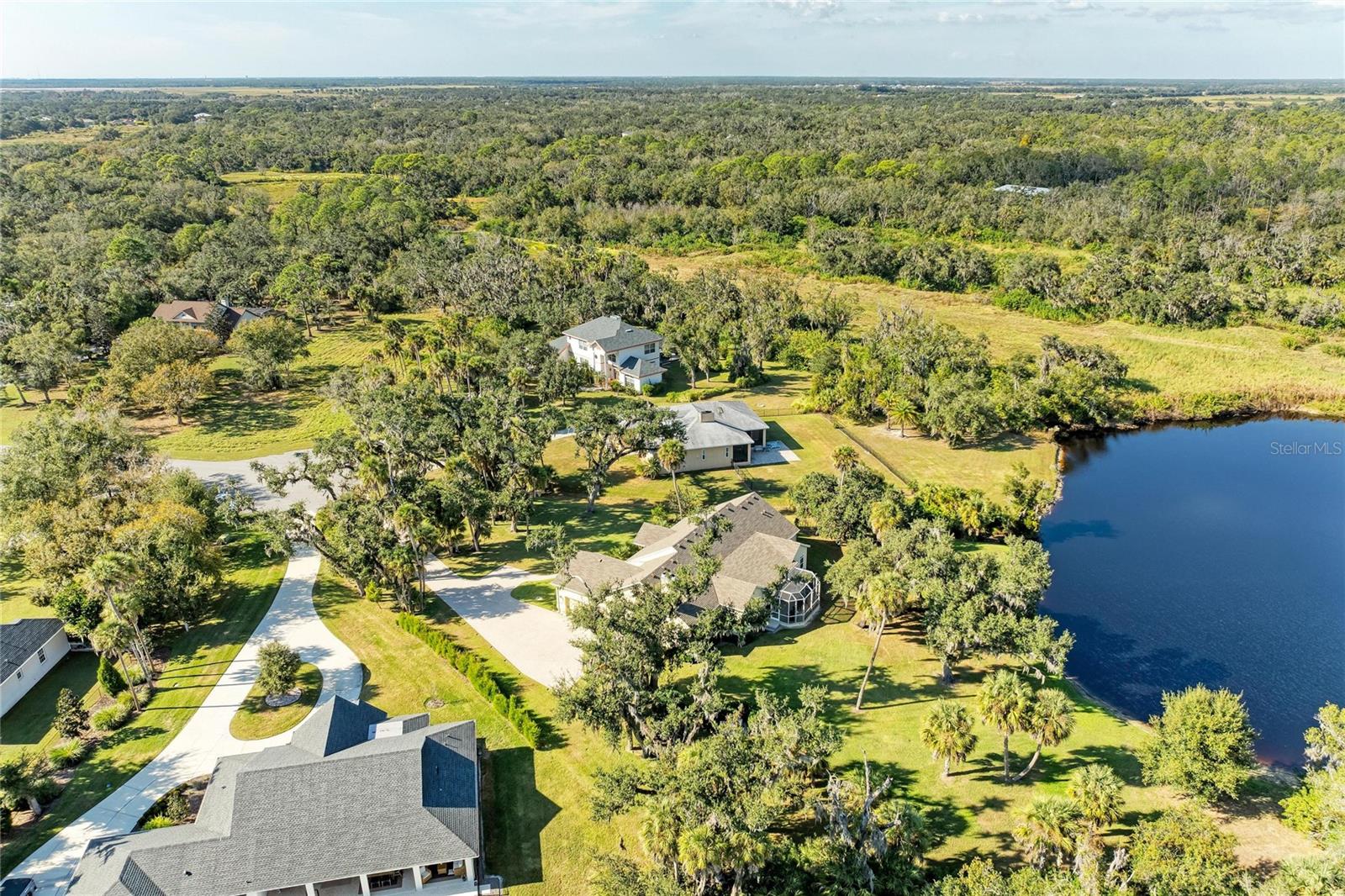 Image 9 of 83 For 13648 Heritage Way