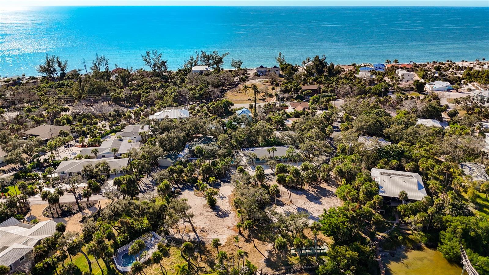 Image 18 of 44 For 4025 Bay Oaks Circle