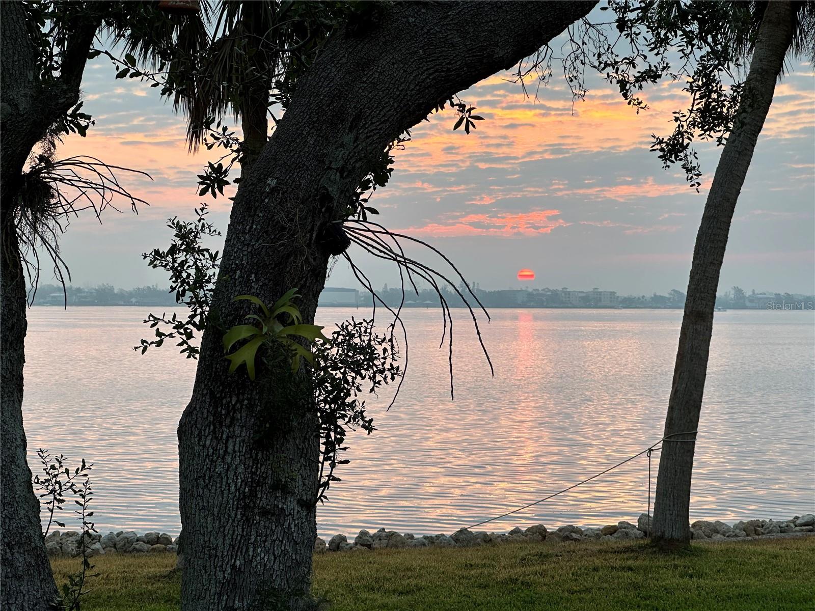 Image 39 of 44 For 4025 Bay Oaks Circle