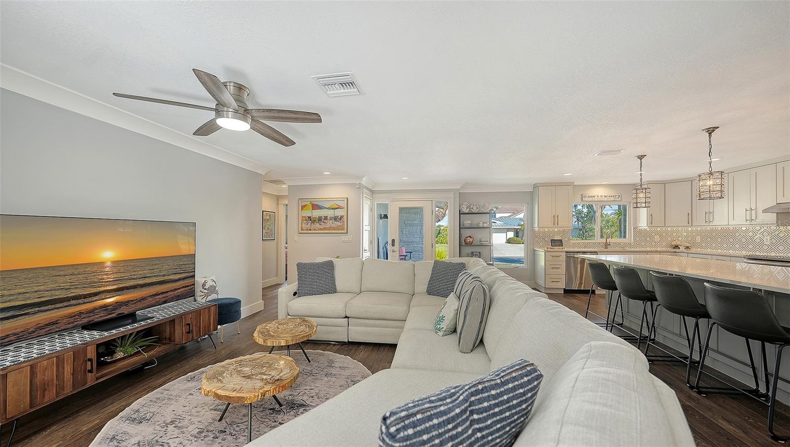 Image 15 of 57 For 1050 Bogey Lane