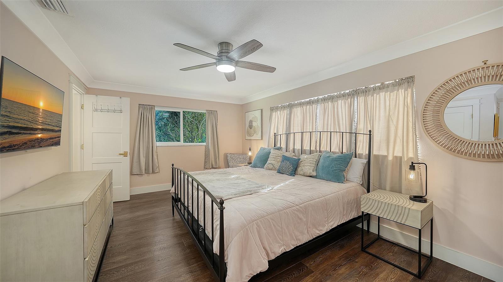 Image 23 of 57 For 1050 Bogey Lane